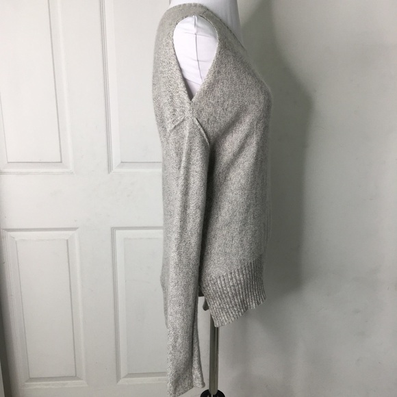 Tess Giberson Gray Cold Shoulder Sweater Top Size Small 100% Cashmere - Picture 5 of 15